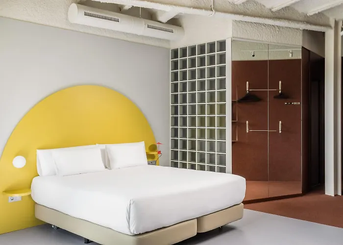 Hotel Bypillow Flamant Barcelona