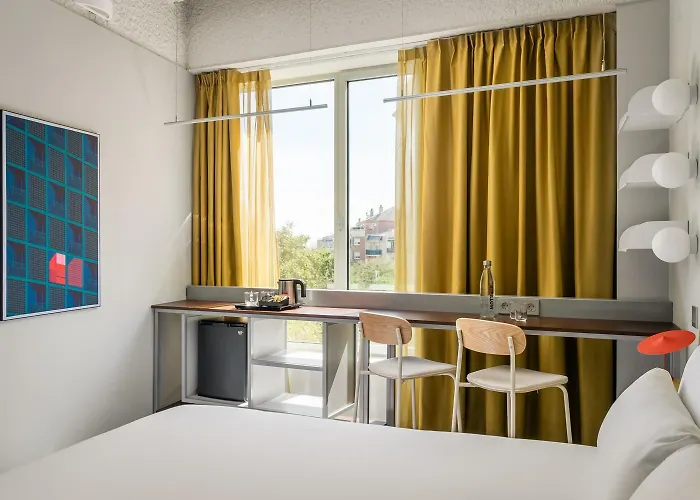 Bypillow Flamant 3* Barcelona
